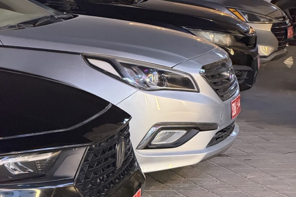 monthly car rental salalah
